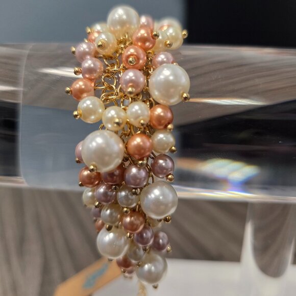 Ariane Pearl Cluster Bracelet - Picture 1 of 2